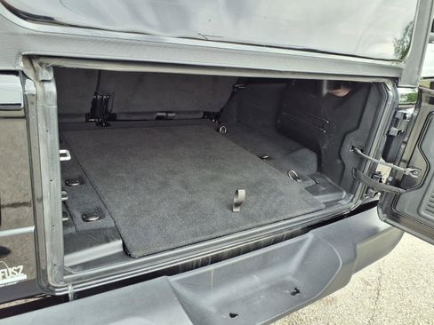 Used 2022 Jeep Wrangler Unlimited Sport AWD/4WD image 26