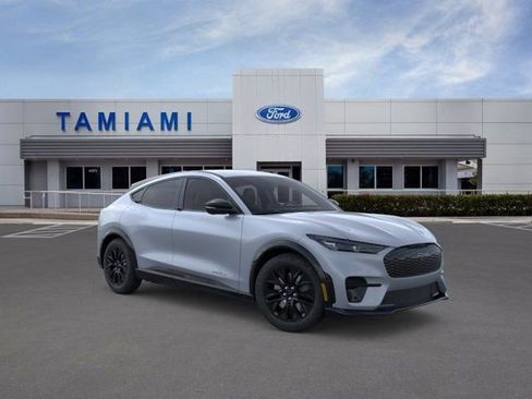 New 2026 Ford Mustang Mach-E Premium AWD/4WD image 7
