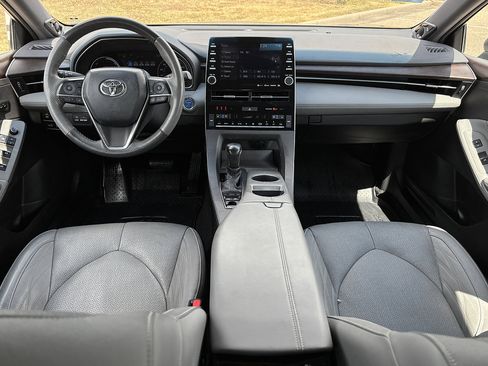 Used 2021 Toyota Avalon Limited w/ Advanced Safety Package FWD image 24