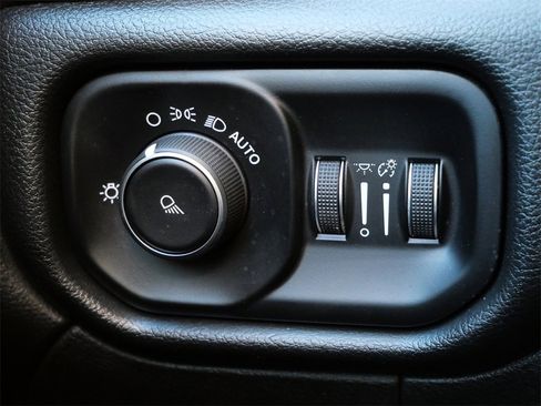 Used 2019 RAM 2500 Tradesman image 22