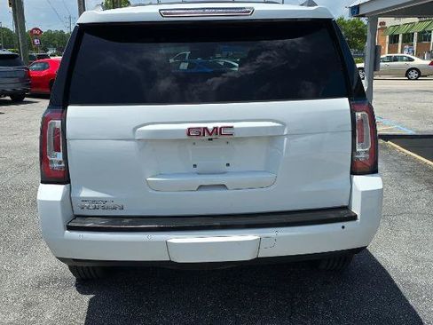 Used 2018 GMC Yukon SLT w/ Open Road Package AWD/4WD image 7