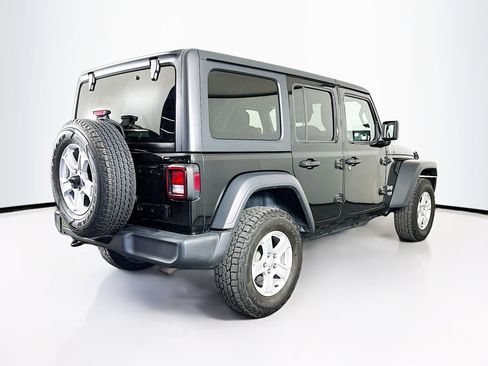 Used 2019 Jeep Wrangler Unlimited Sport S image 9