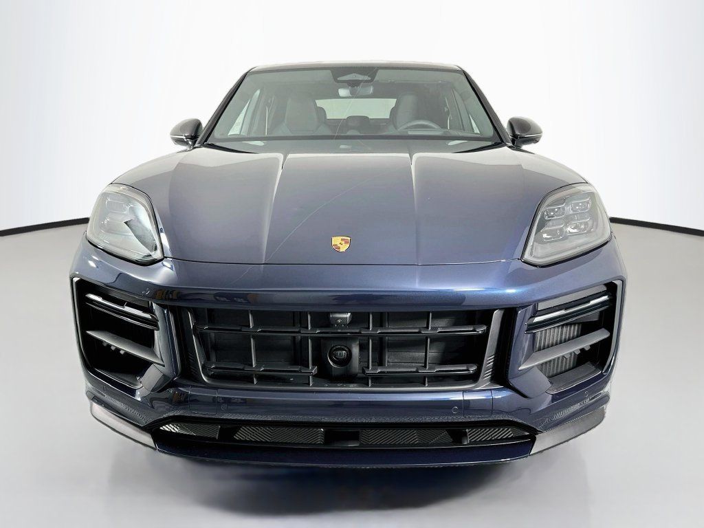 New 2026 Porsche Cayenne Turbo GT AWD/4WD image 6