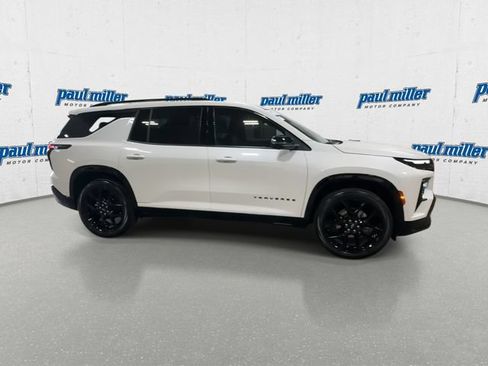 Used 2024 Chevrolet Traverse RS AWD/4WD image 13