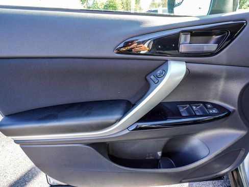 New 2026 Mitsubishi Eclipse Cross LE image 12