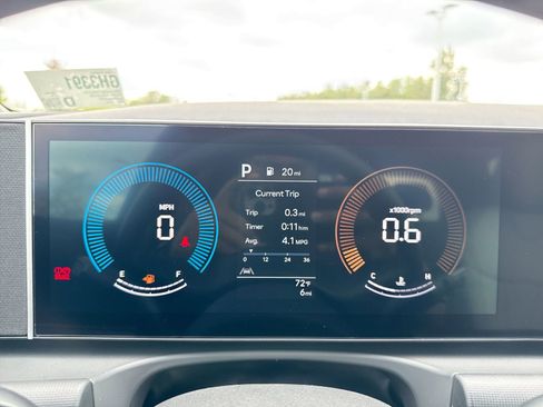 Used 2026 Hyundai Santa Cruz SEL image 19