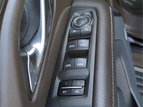 Used 2022 GMC Yukon Denali w/ Denali Ultimate Package image 16