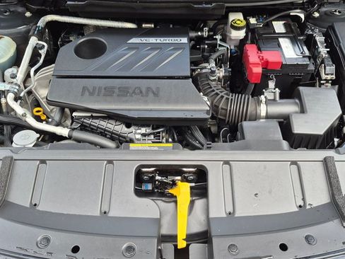 Used 2023 Nissan Rogue SV w/ SV Premium B Package FWD image 23