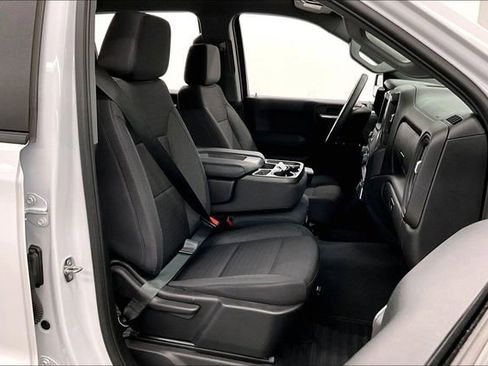 Used 2023 Chevrolet Silverado 1500 Custom image 8