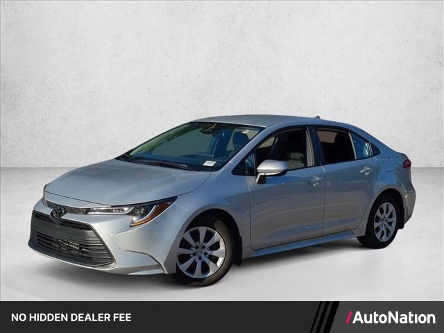 Used 2025 Toyota Corolla LE FWD image 1