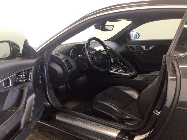 Used 2015 Jaguar F-TYPE Coupe RWD image 9