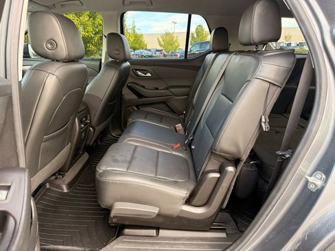 Used 2020 Chevrolet Traverse LT AWD/4WD image 23