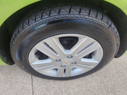 Used 2014 Chevrolet Spark LS image 36