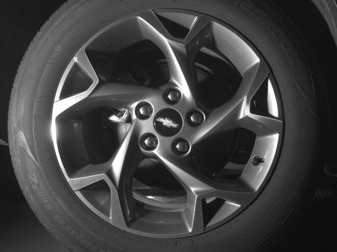 Used 2025 Chevrolet Trax LT FWD image 15