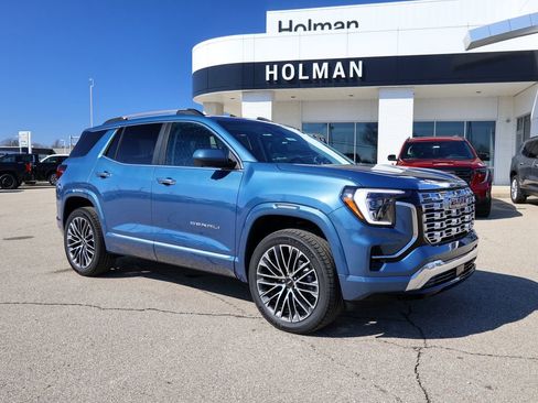 New 2026 GMC Terrain Denali w/ LPO, Floor Liner Package image 1