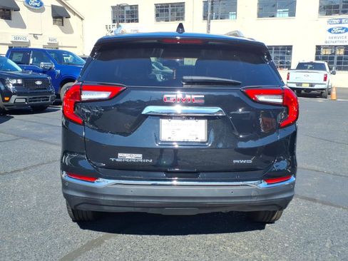 Used 2024 GMC Terrain SLT AWD/4WD image 6