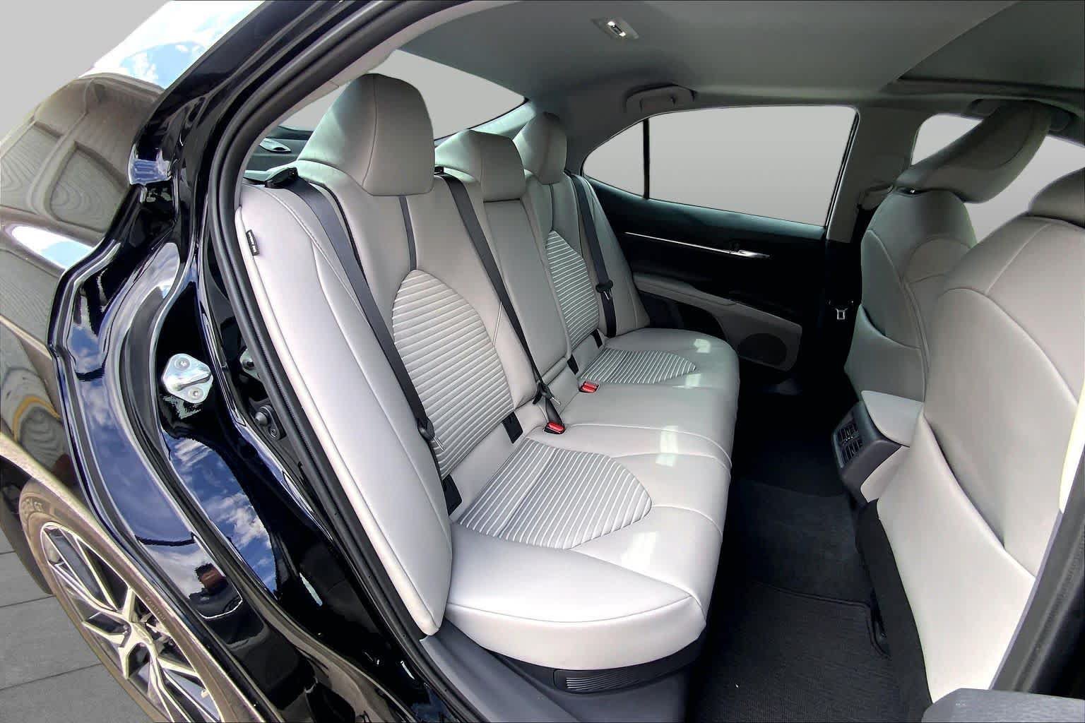 Used 2024 Toyota Camry SE w/ Audio Upgrade Package FWD image 20
