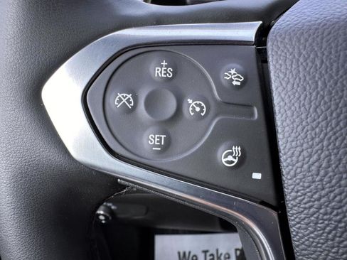 Used 2023 Chevrolet Traverse RS AWD/4WD image 16