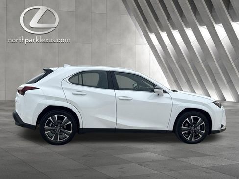 Used 2026 Lexus UX 300h AWD w/ Accessory Package (2T) image 4