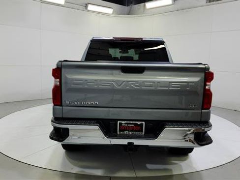 Used 2024 Chevrolet Silverado 1500 LTZ RWD image 7