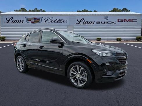 Used 2023 Buick Encore GX Select w/ Sport Touring Package FWD image 2