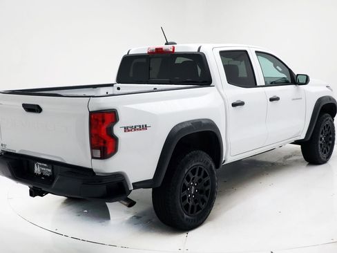 Used 2023 Chevrolet Colorado Trail Boss image 8