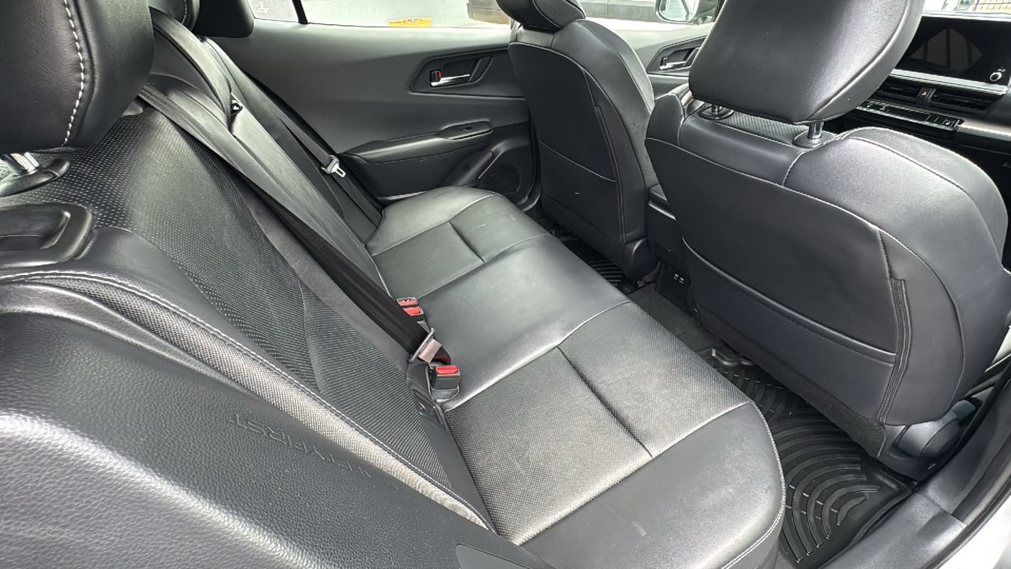 Used 2024 Toyota Prius XLE FWD image 18