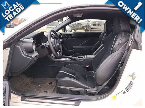 Used 2022 Toyota GR86 Premium w/ ALL Weather Mat Package (TMS) image 12