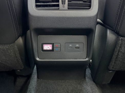Used 2023 Nissan Rogue SL w/ SL Premium Package FWD image 29