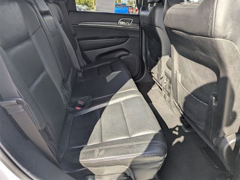 Used 2019 Jeep Grand Cherokee Limited w/ Trailer Tow Group IV image 13