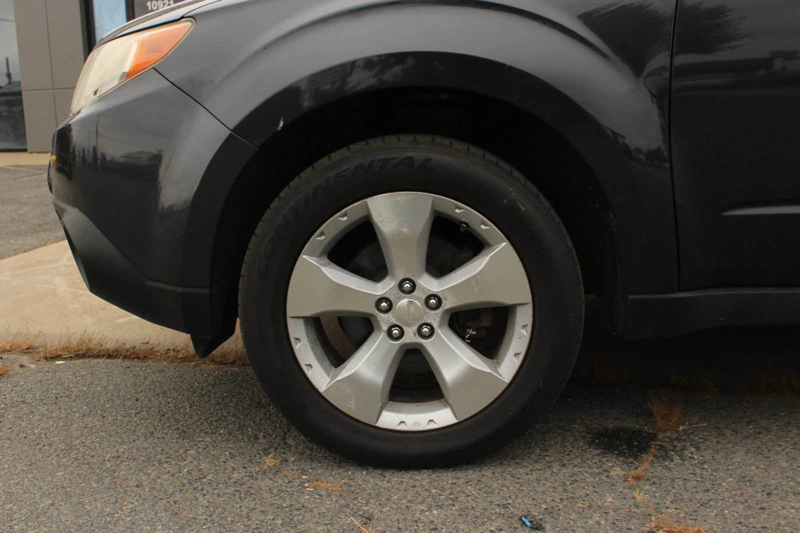 Used 2010 Subaru Forester 2.5XT Limited AWD/4WD image 3