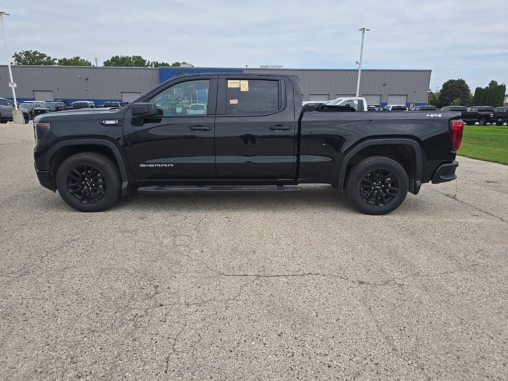 Used 2026 GMC Sierra 1500 Pro w/ Graphite Edition AWD/4WD image 3
