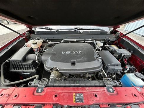 Used 2021 Chevrolet Colorado ZR2 image 16