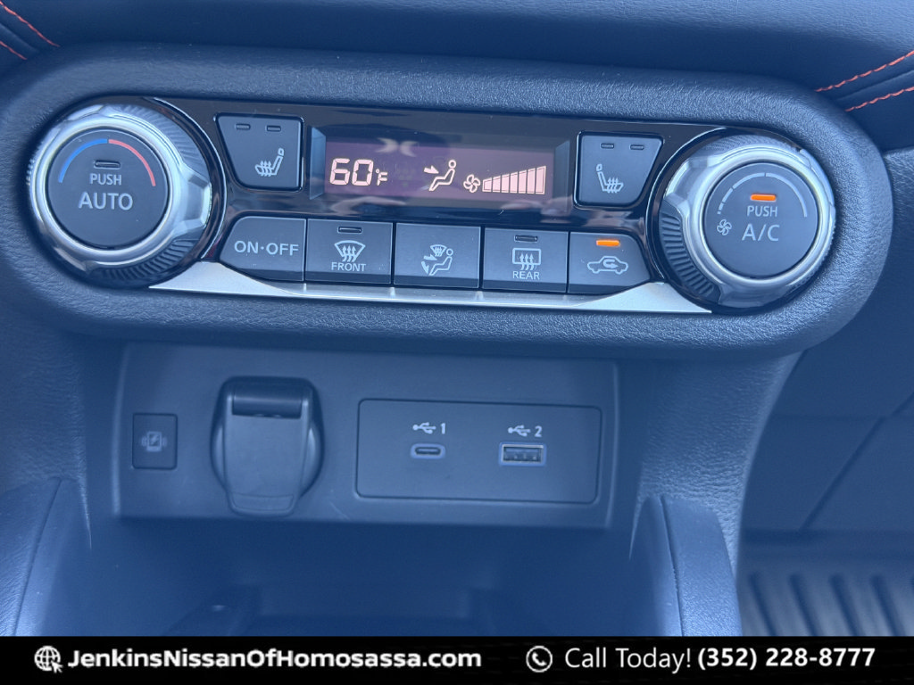 Certified 2025 Nissan Versa SR w/ Trunk Package FWD image 35