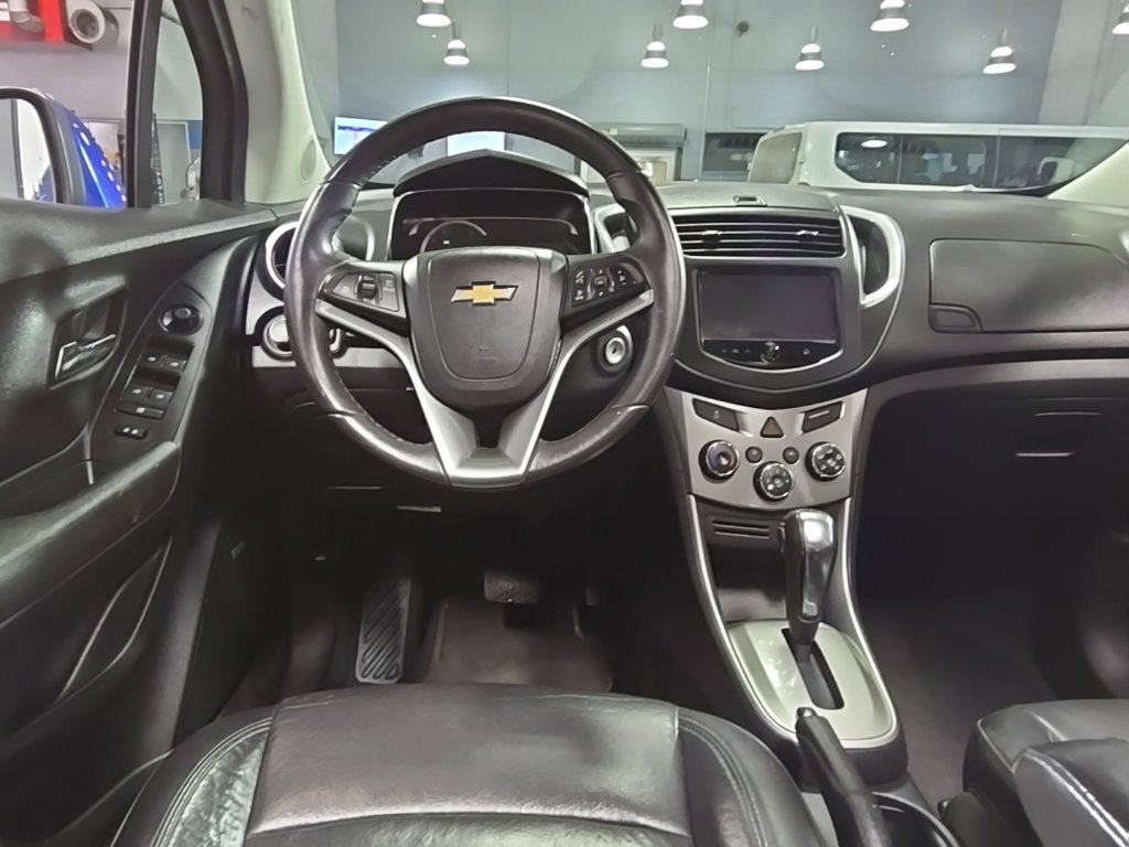 Used 2015 Chevrolet Trax LTZ w/ LPO, Protection Package AWD/4WD image 25