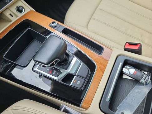 Used 2022 Audi Q5 2.0T Premium image 20