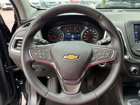 Used 2023 Chevrolet Equinox LT AWD/4WD image 16
