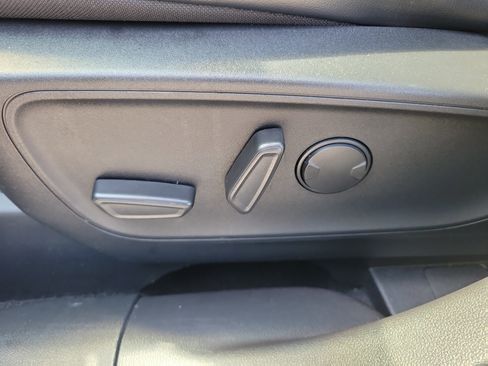 Used 2024 Ford Escape ST-Line FWD image 15