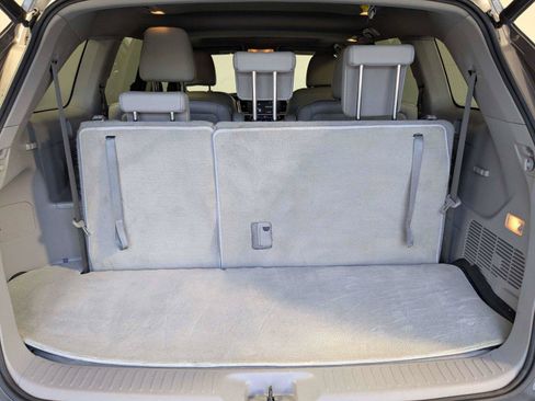 Used 2016 Toyota Highlander Limited FWD image 9