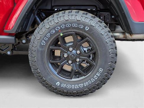 New 2025 Jeep Gladiator Willys image 10