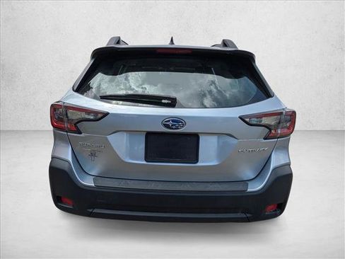 Used 2024 Subaru Outback AWD/4WD image 5