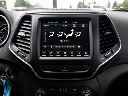 Used 2020 Jeep Cherokee Latitude w/ Quick Order Package 26F North image 14