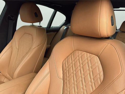 Used 2022 BMW 540i w/ Executive Package image 10