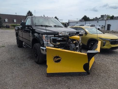 Used 2021 Ford F250 XLT w/ XLT Value Package AWD/4WD image 3