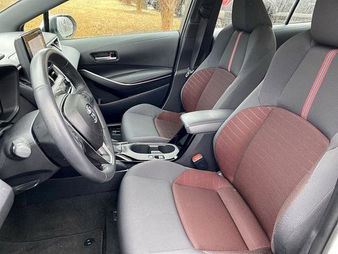 Certified 2024 Toyota Corolla SE image 10