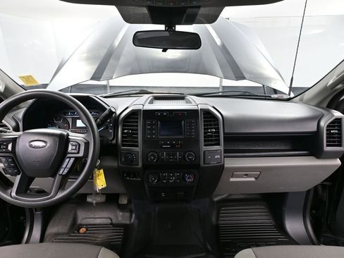 Used 2022 Ford F350 XL w/ Power Equipment Group AWD/4WD image 25