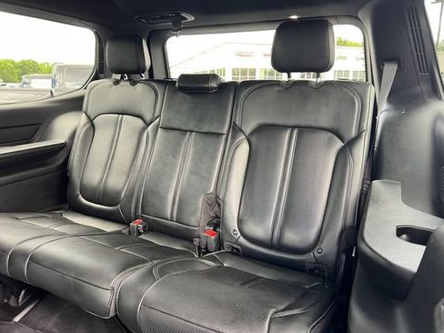 Used 2022 Jeep Wagoneer Series III w/ Flexible Seating Group AWD/4WD image 6