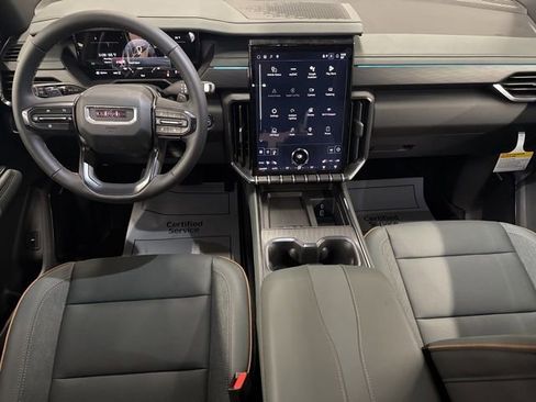 New 2026 GMC Acadia AT4 w/ LPO, Floor Liner Package AWD/4WD image 24
