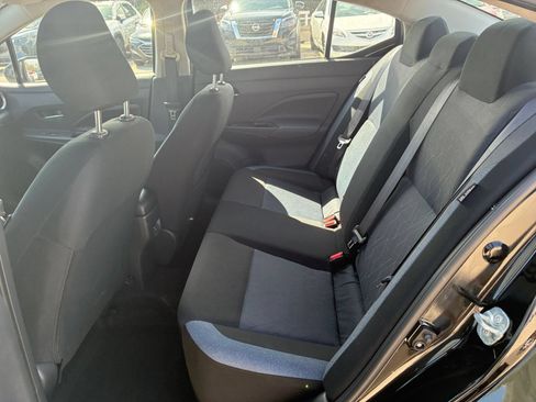 Used 2025 Nissan Versa SV FWD image 19