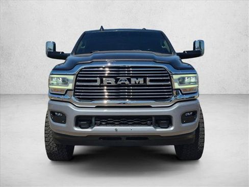 Used 2022 RAM 2500 Laramie AWD/4WD image 2